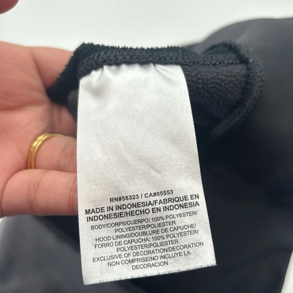 UEC Nike black hooded thermal fit jacket XS